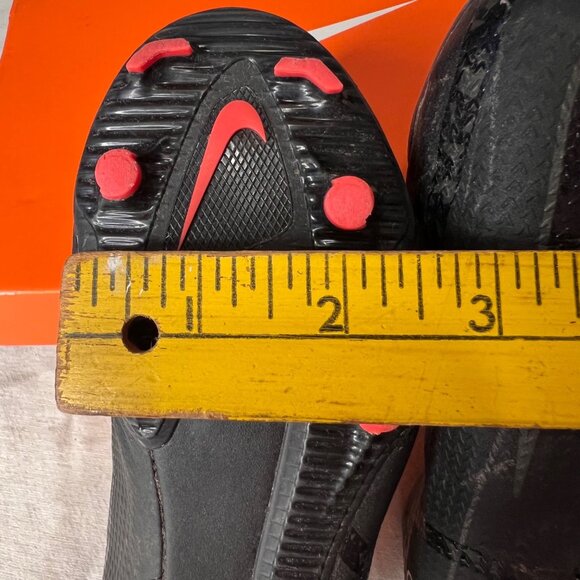 Nike Kids' Phantom Luna 2 Academy Turf Soccer Cleats  DC0813 - Picture 13 of 16